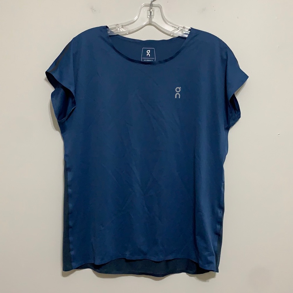 *Sold out On running short sleeve performance tee
